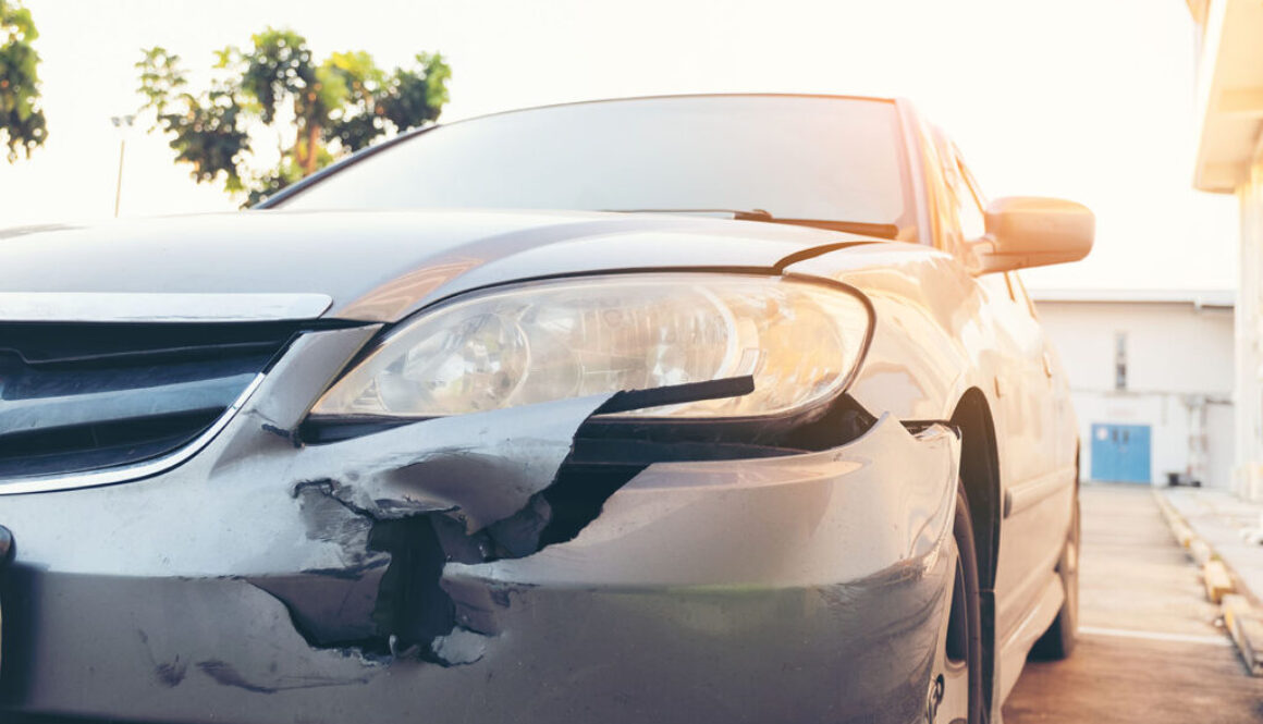 aAttorneys Answer: When Should You Consider Hiring a Car Accident Lawyer?