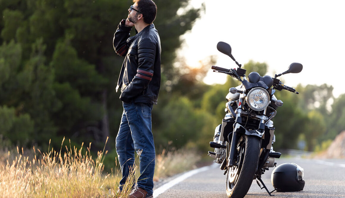 WHAT YOU SHOULD KNOW AND WHAT TO LOOK FOR IN HIRING A MOTORCYCLE ACCIDENT LAWYER